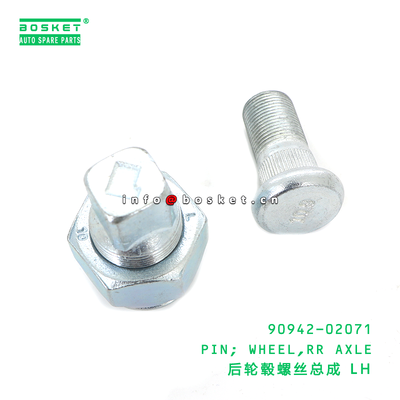 HINO 300 Compatible Wheel Pin RR Axle Pin with 1PCS Pack Quantity and 3 Months Warranty
